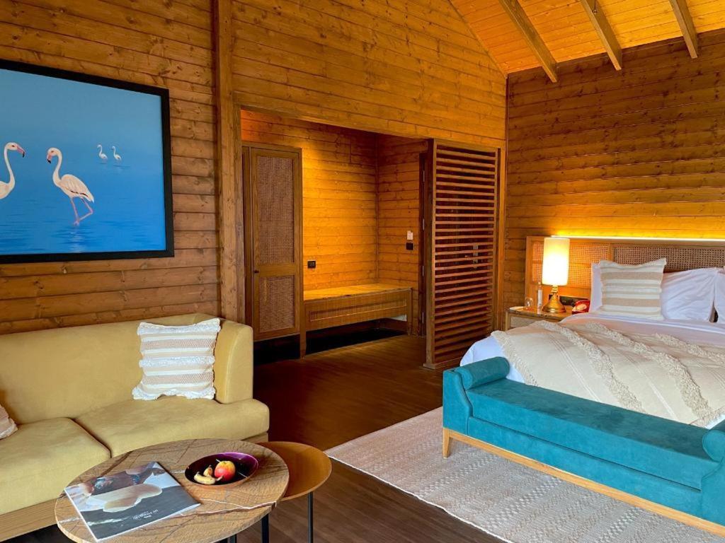 The Postcard Hideaway, Netravali Wildlife Sanctuary, Goa Hotel Vichondrem Exterior foto
